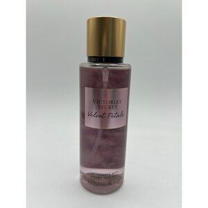 Victoria's Secrets Fragrance Mist Velvet petals 8.4 oz Brume Parfumee